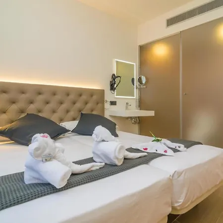 Central Maria Hotel 3*