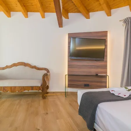 Hotel Central Maria 3*